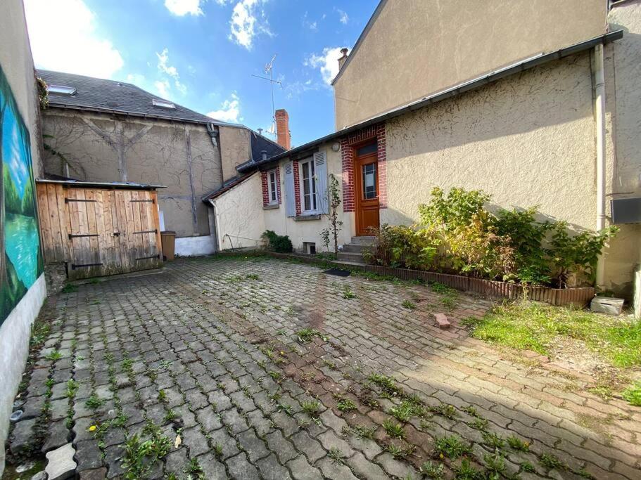 Maison De Ville Orleans Dans Le Quartier Dunois Avec Parking Privatif Exterior photo